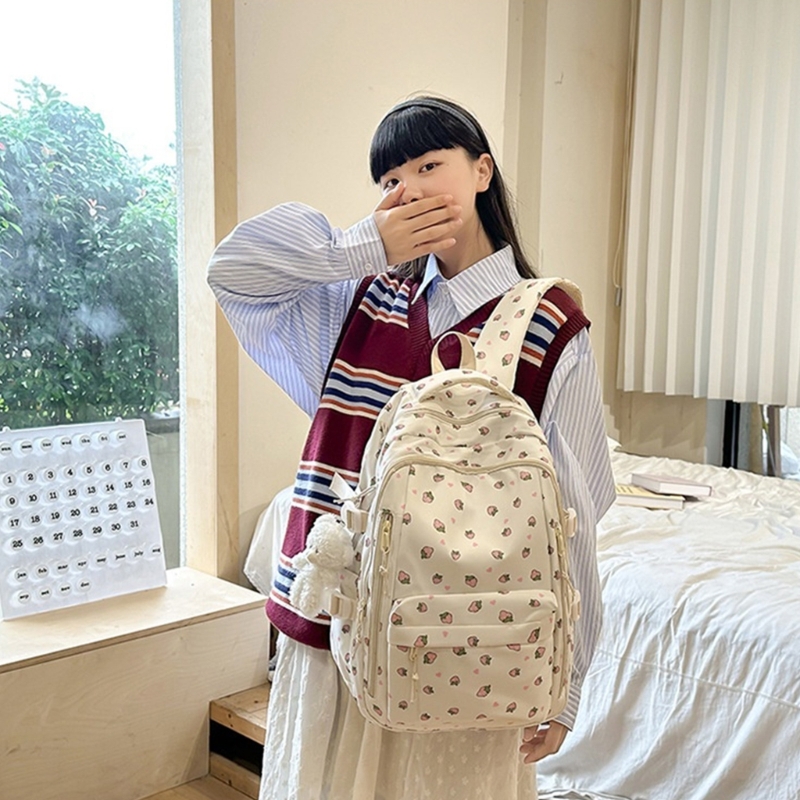 Interior Design University In China - 49MD Fonksiyonel Çantaları Hafif Ergonomik Tasarım